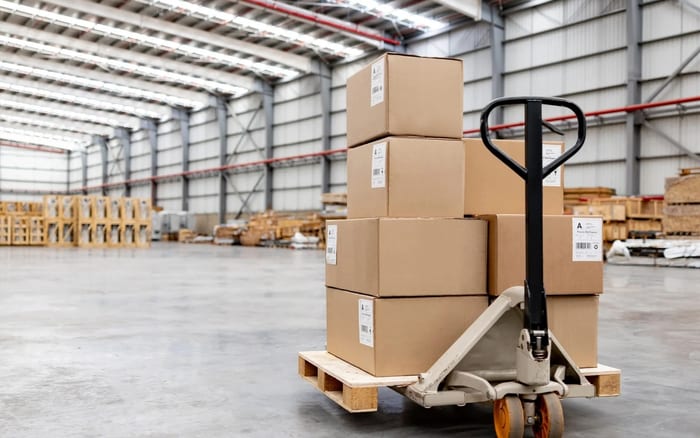 Flexible packaging and shipping options for international buyers